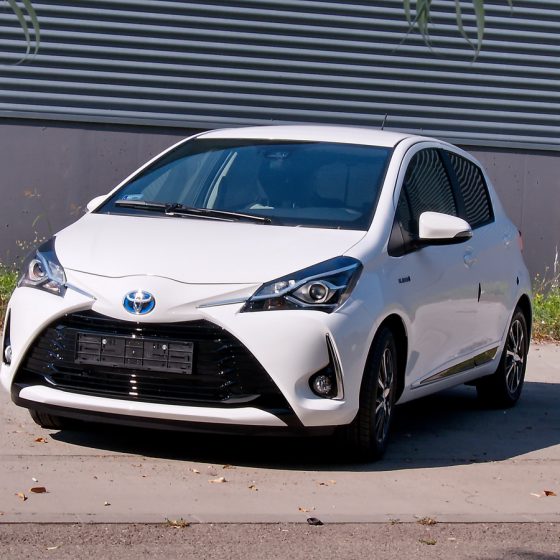 Toyota Yaris Hybrid – Kerámia kezeléses